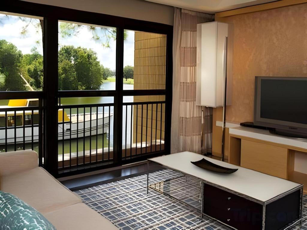 Disney's Contemporary 4*