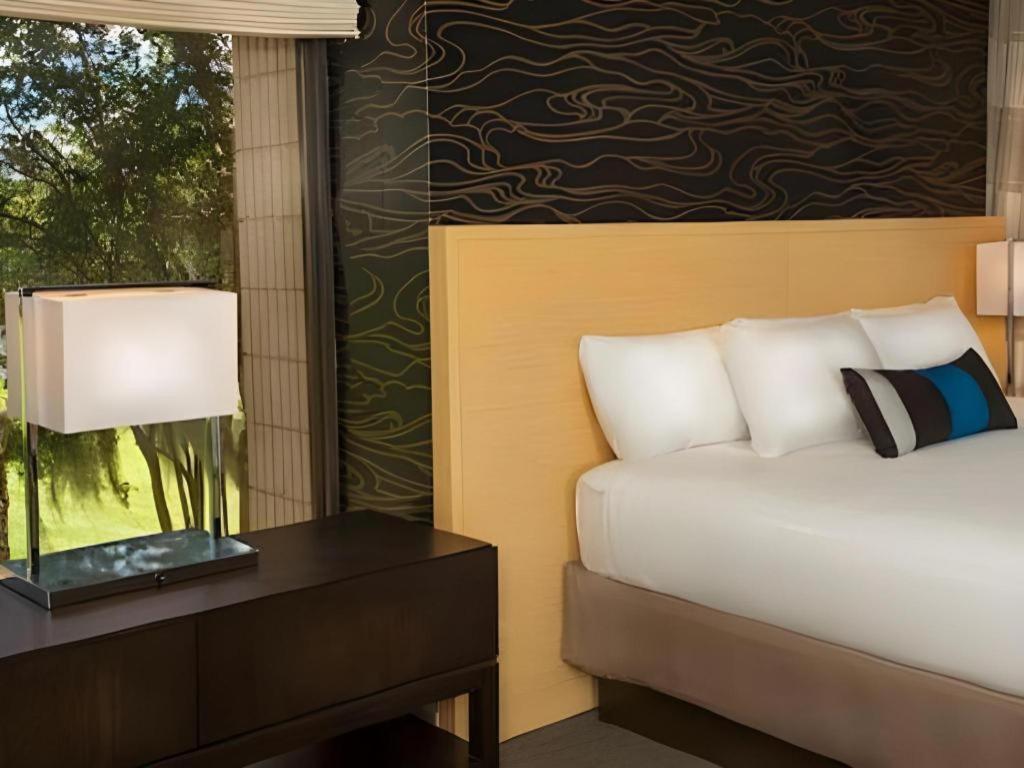 Resort Disney's Contemporary 4*