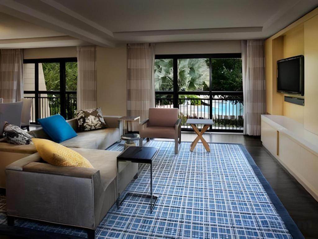 Disney's Contemporary Lake Buena Vista