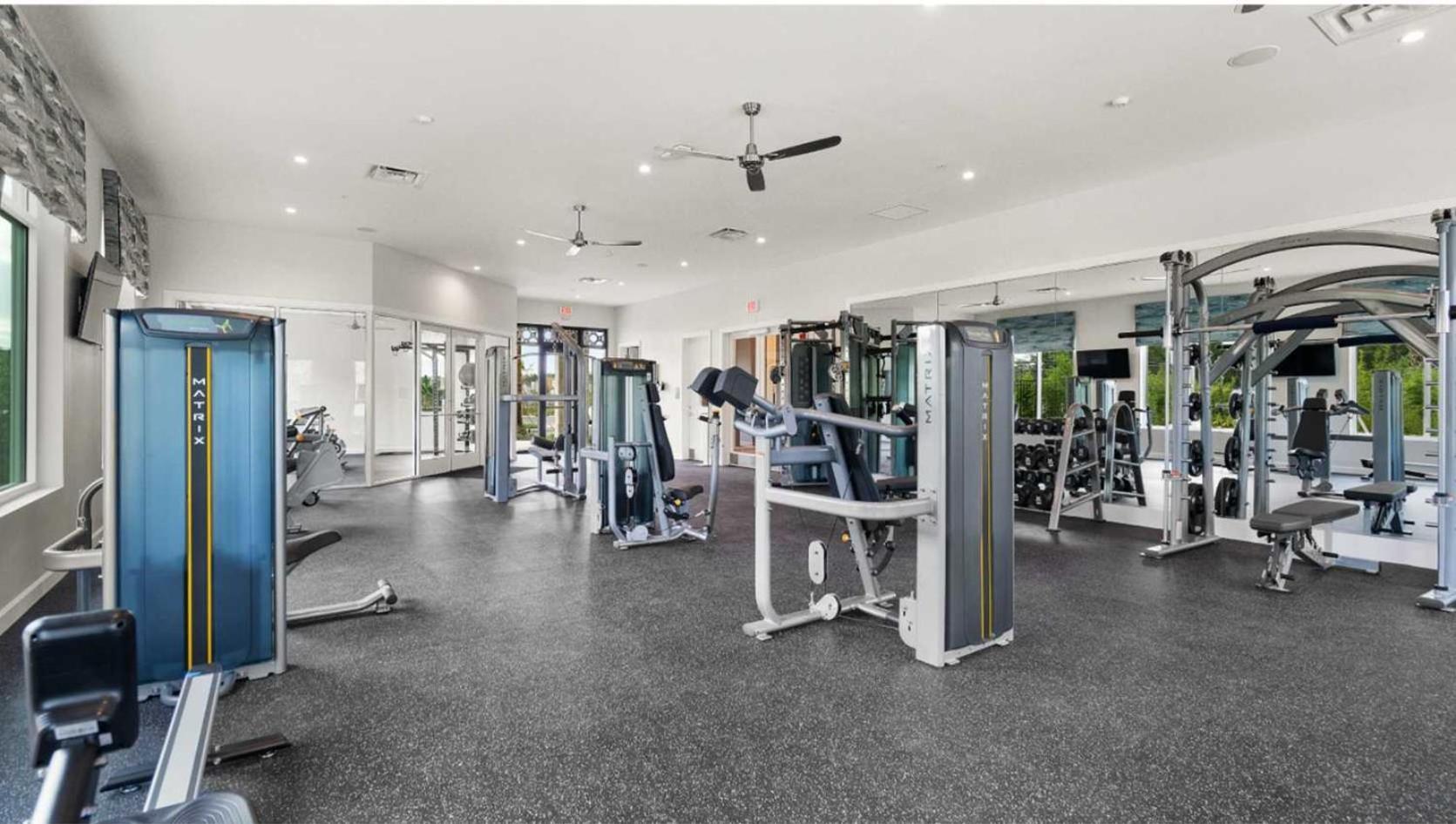 Contemporary Townhouse W Pool & Bbq Sleeps 12 * Kissimmee
