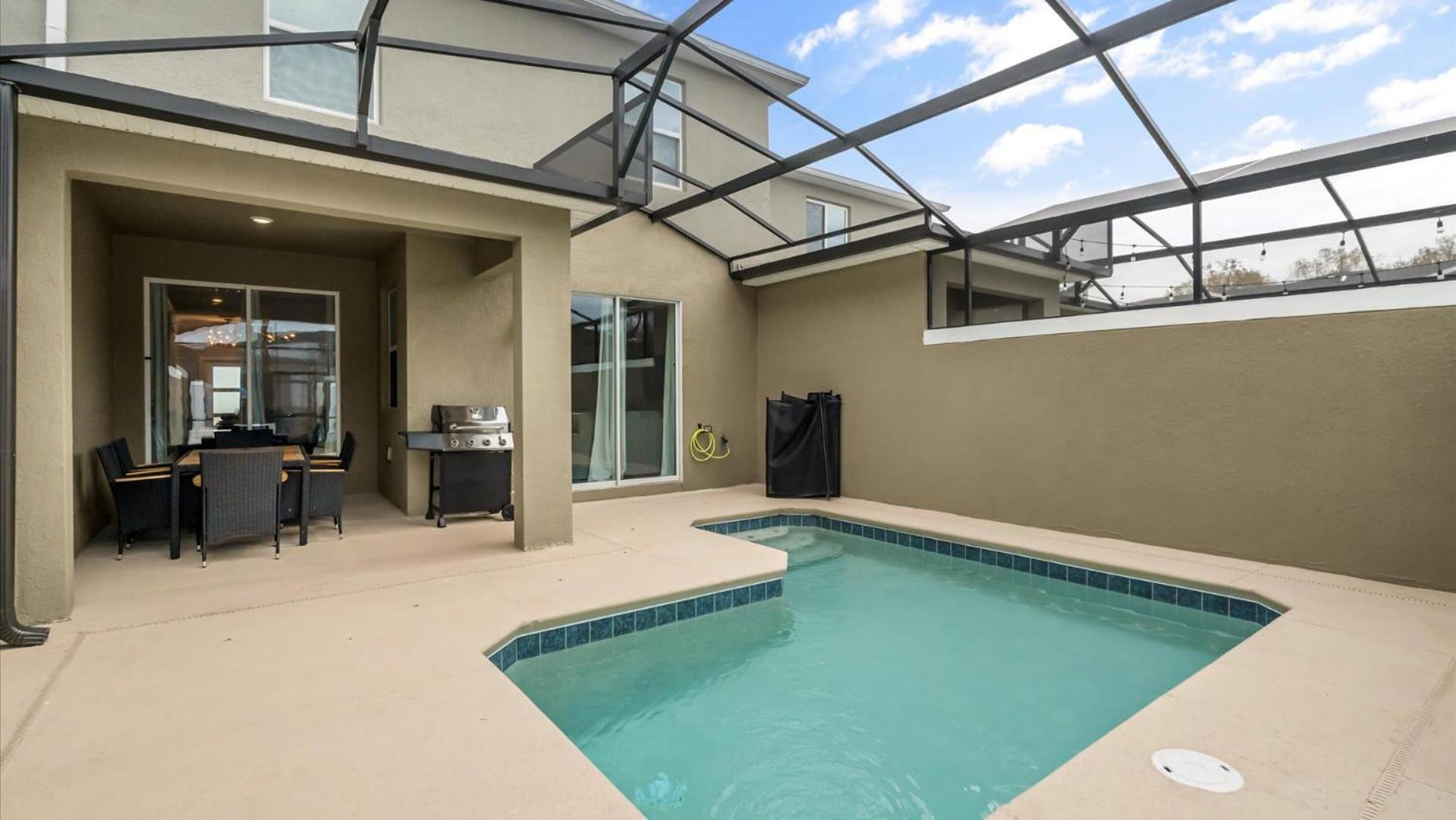 Contemporary Townhouse W Pool & Bbq Sleeps 12 Kissimmee