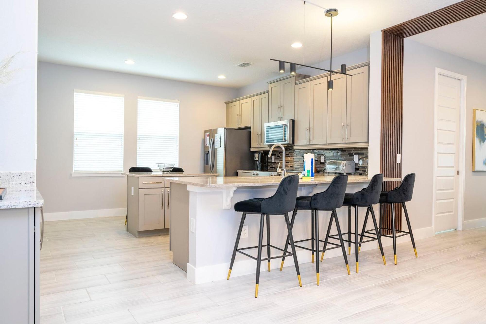 7650 Spacious House Located At Encore Reunion Close To Parks Orlando