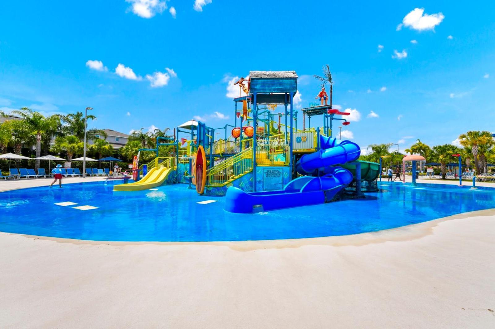 Inviting By Rentyl With Water Park Access Near - 7498m Holiday home *