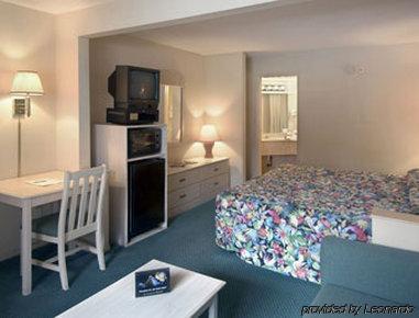 Stayable West Hotel 2*