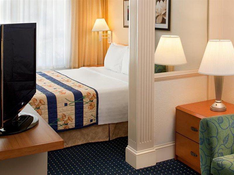 Hotel Springhill By Marriott Orlando In Marriott Village Lake Buena Vista