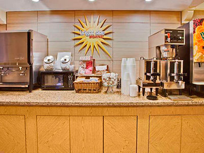 Hotel La Quinta By Wyndham Airport West 3*