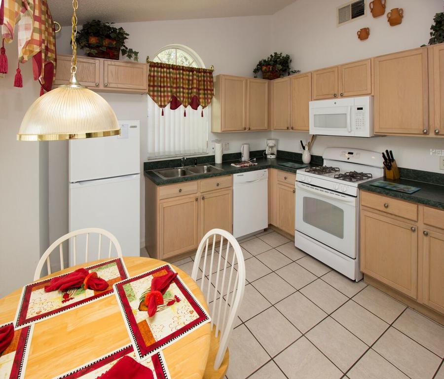 Amsun Pool Homes * Four Corners