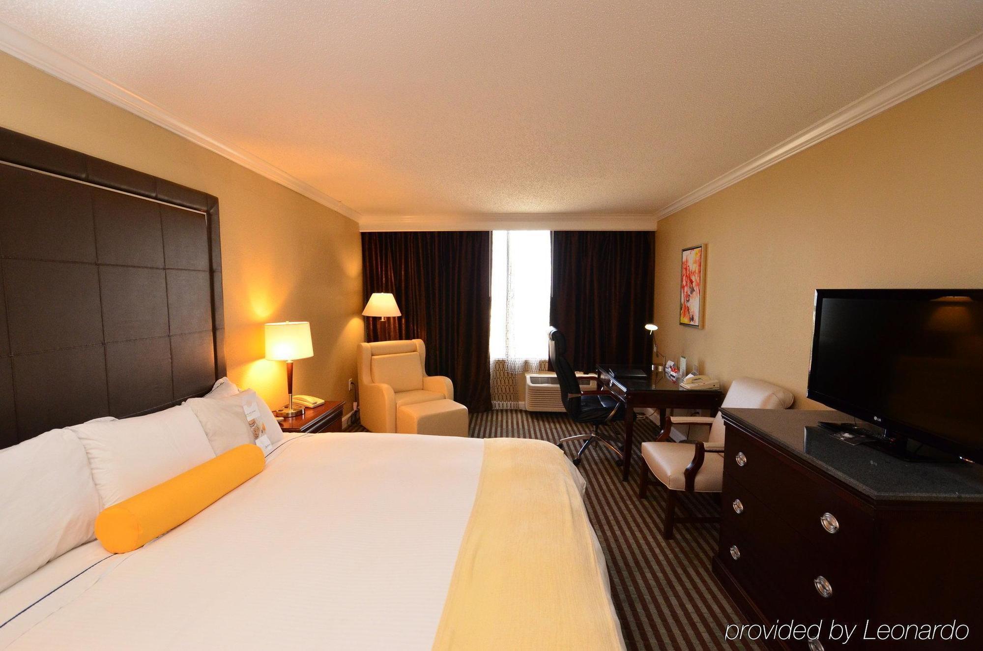 Orlando East-ucf Area By Ihg Hotel