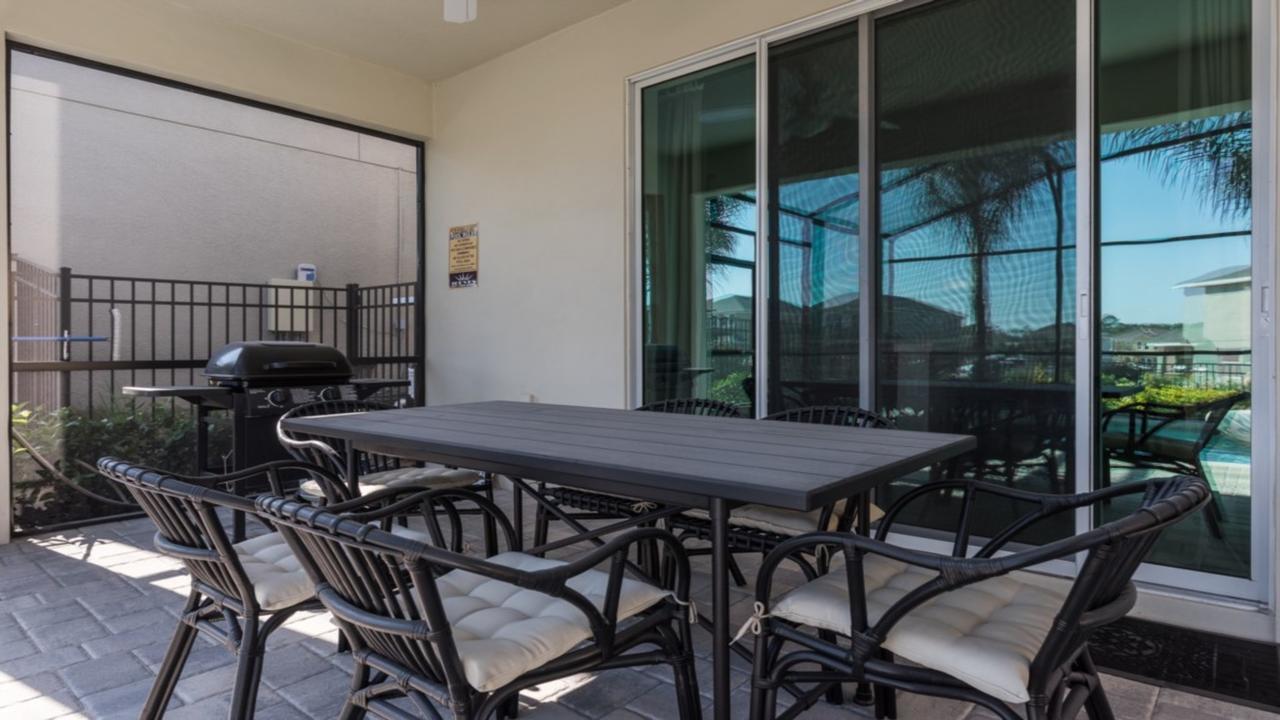 Elegant 5bd At Encore