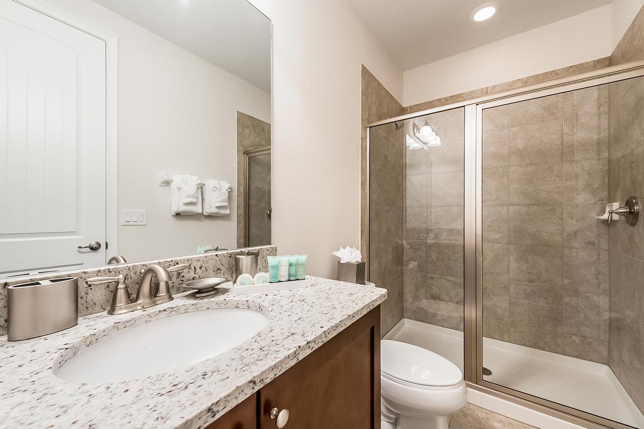 Spacious By Rentyl Near With Private Pool & Amenities - 391f * Orlando