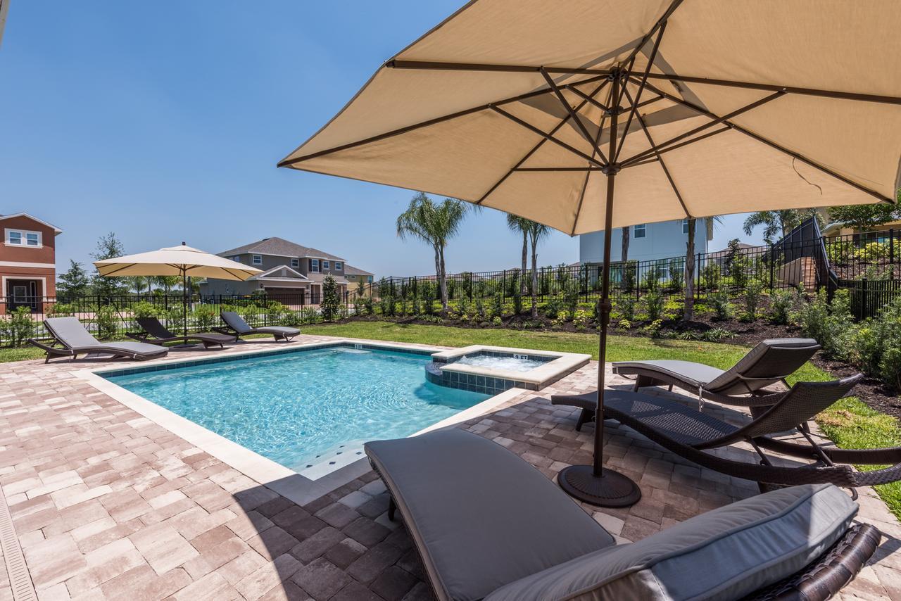 Holiday home Spacious By Rentyl Near With Private Pool & Amenities - 391f
