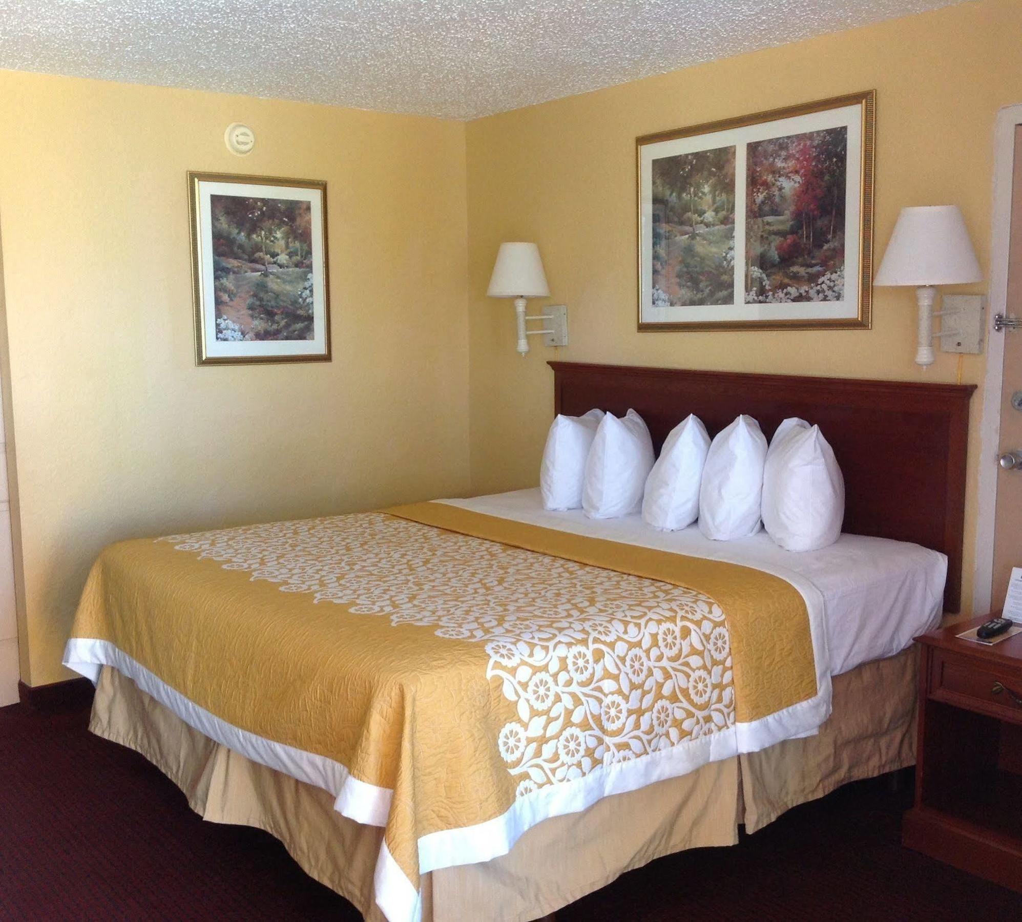 Inn Howard Johnson By Wyndham Orlando-international Drive