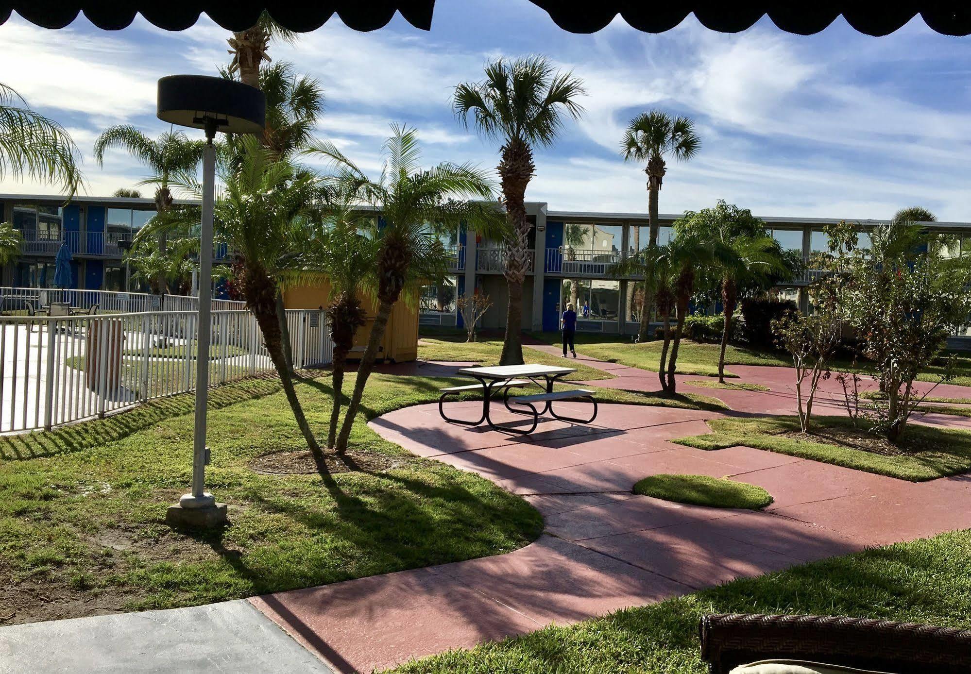 Howard Johnson By Wyndham Orlando-international Drive 2* Orlando