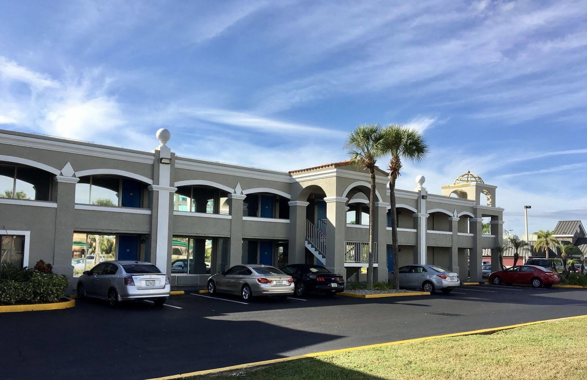 Howard Johnson By Wyndham Orlando-international Drive Inn 2*