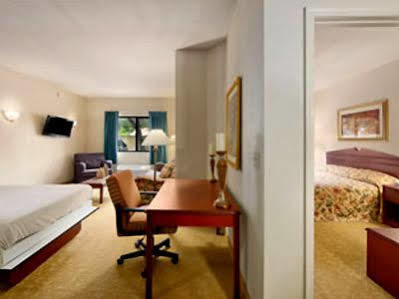 Days & By Wyndham Airport 2* Orlando
