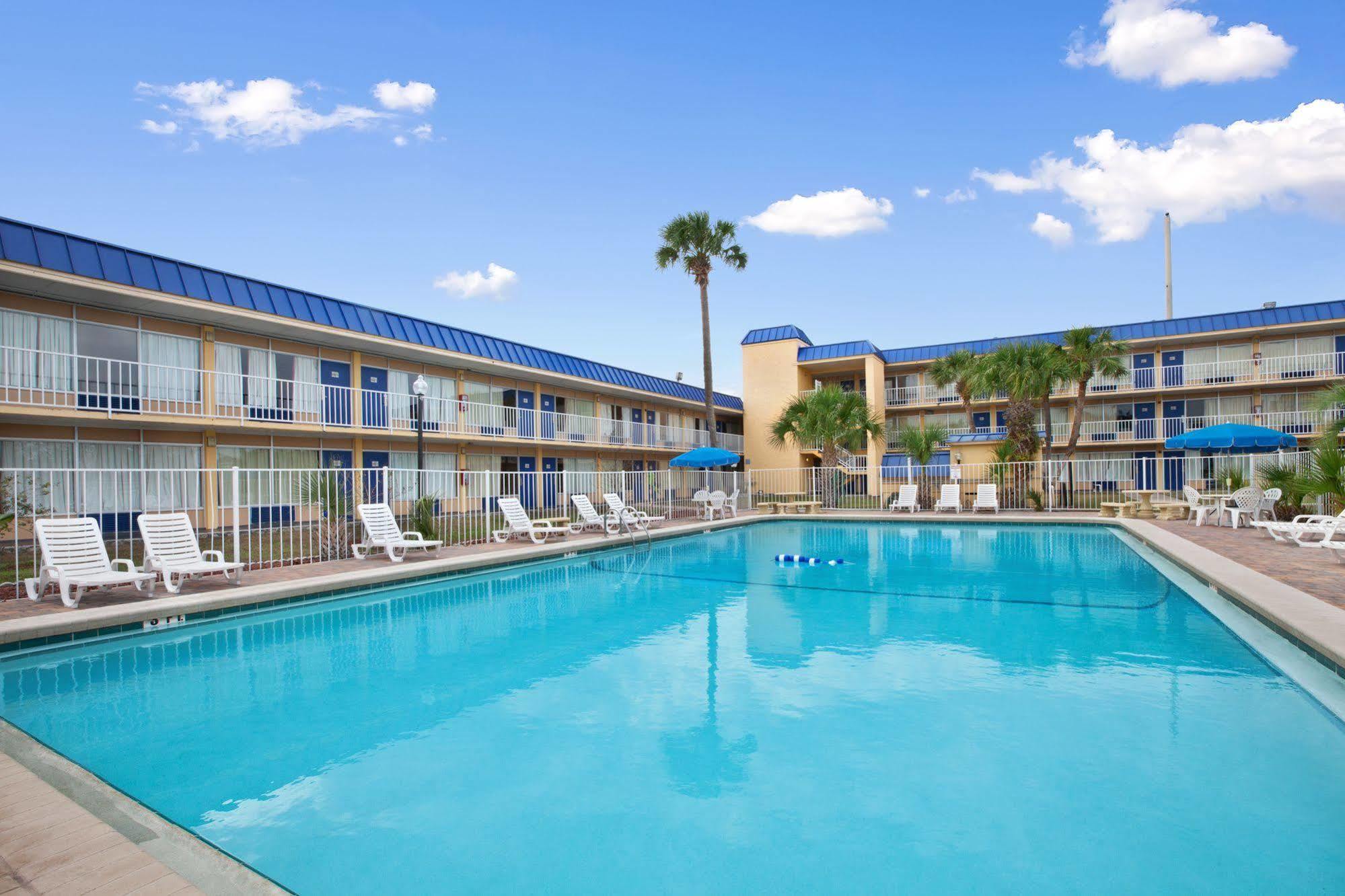 Hotel Days By Wyndham Downtown