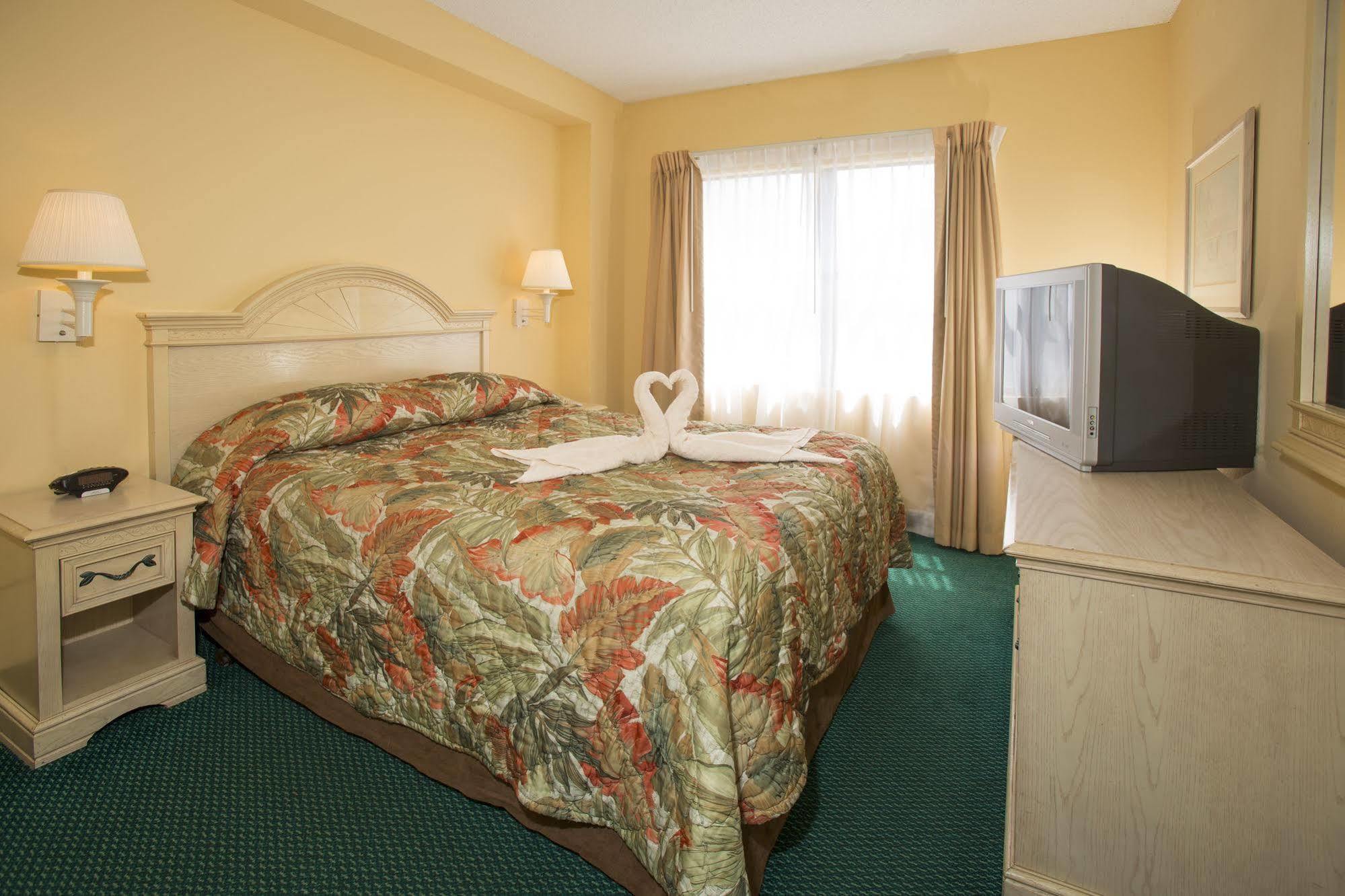 Hotel Enclave Suites, A Staysky & Near Universal Orlando