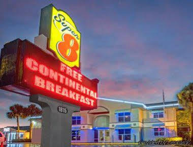 Super 8 By Wyndham Motel Kissimmee