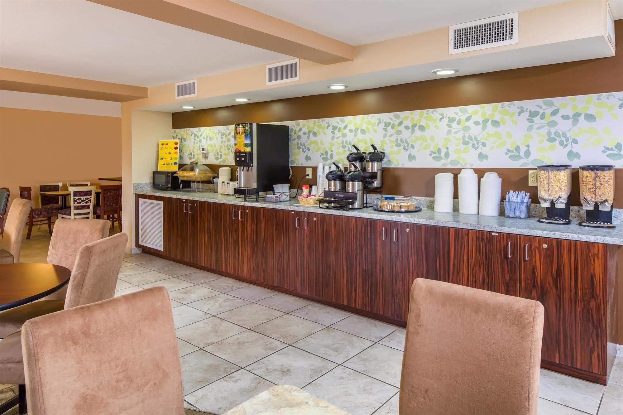 Motel Maingate Florida 2*