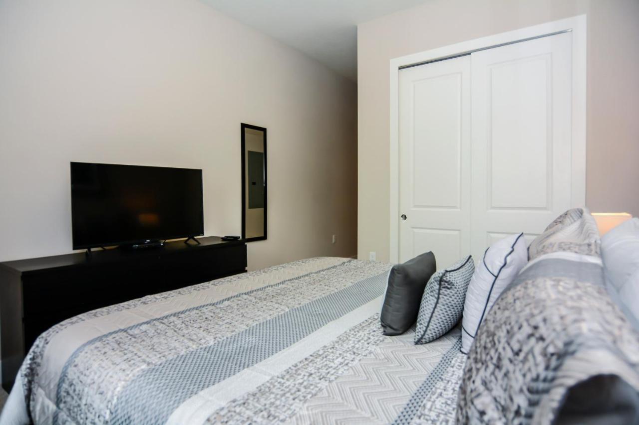 Dream Townhome With Balcony Summerville Su7576 Holiday home *