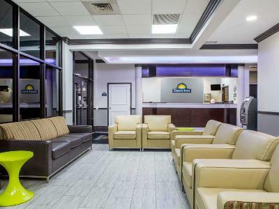 Motel Days & By Wyndham Airport