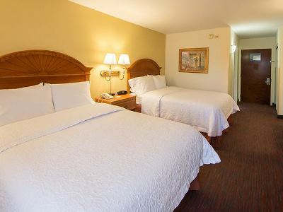 Hotel Ramada By Wyndham Florida Mall