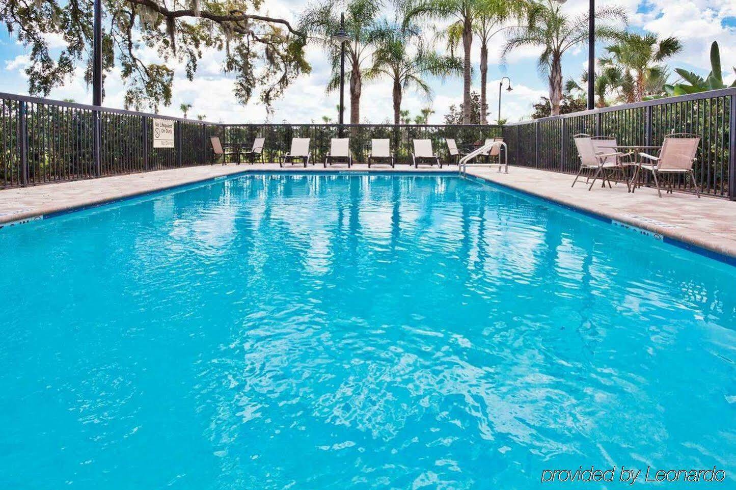 Hampton & Orlando-apopka Hotel