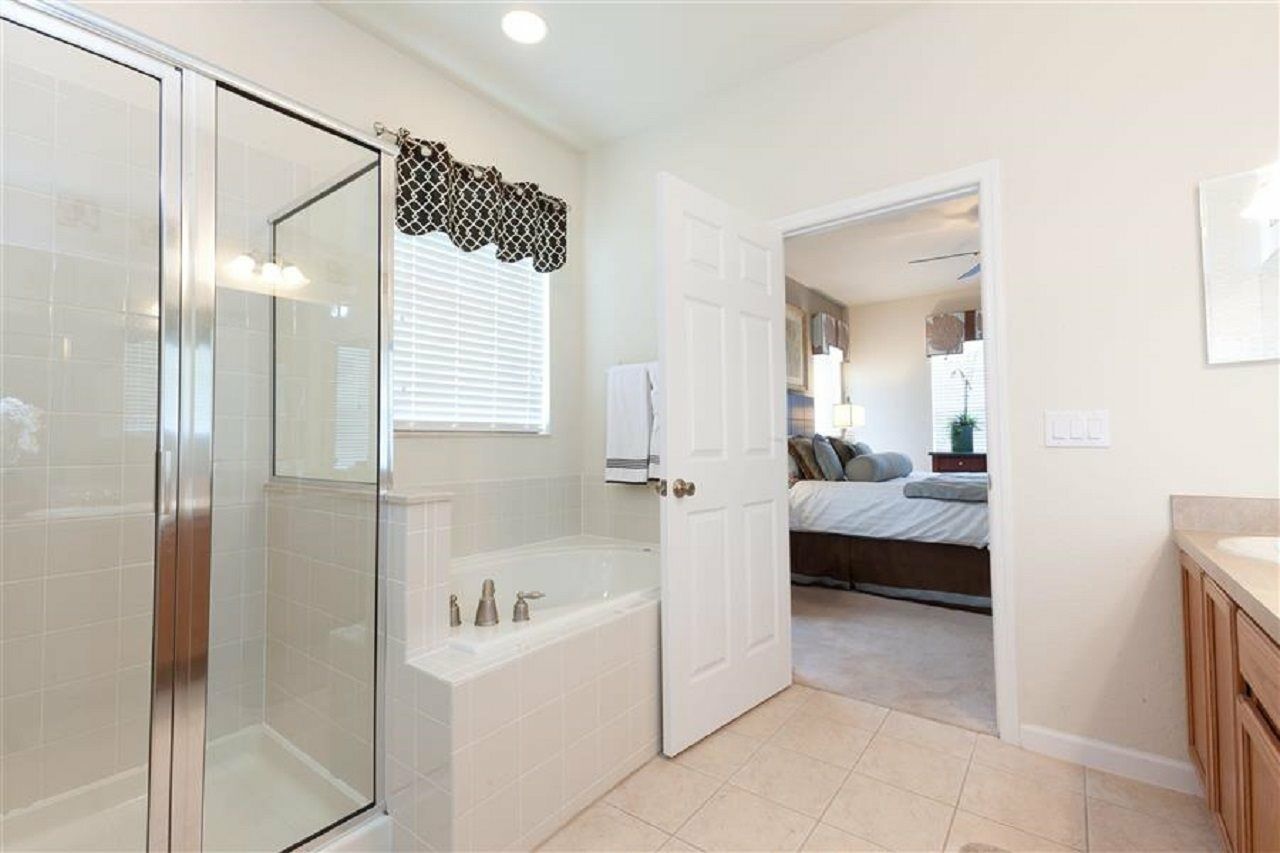 Area Executive Homes *
