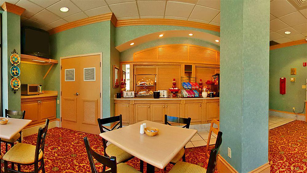 Motel Days & By Wyndham Airport Orlando