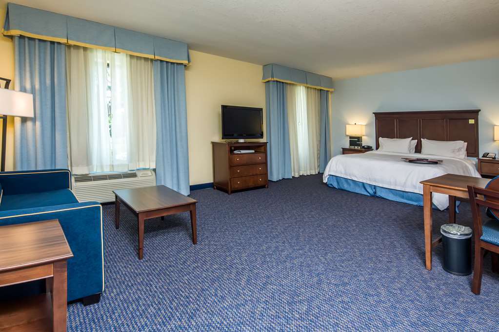 Hampton & Orlando-apopka 3* Forest City