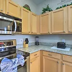 Disney Villa With Game Room And Pool - 10 Mi To Parks!