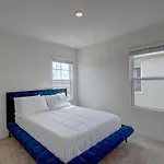 Close To Disney Huge Luxury King Suites/Pool/Jacuzzi