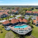Remodeled Cozy Pink Themed Family Unit - 10 Mins From Disney