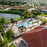 8Br Family Home With Pool And Hot Tub