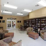 Sherwood Forest Premium Loft Cottage 13