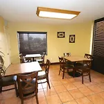 Days Inn By Wyndham Kissimmee West