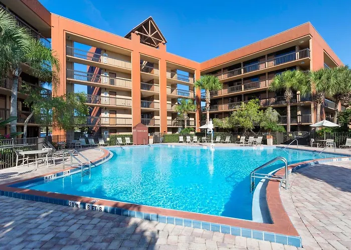 Clarion Inn & Suites At International Drive