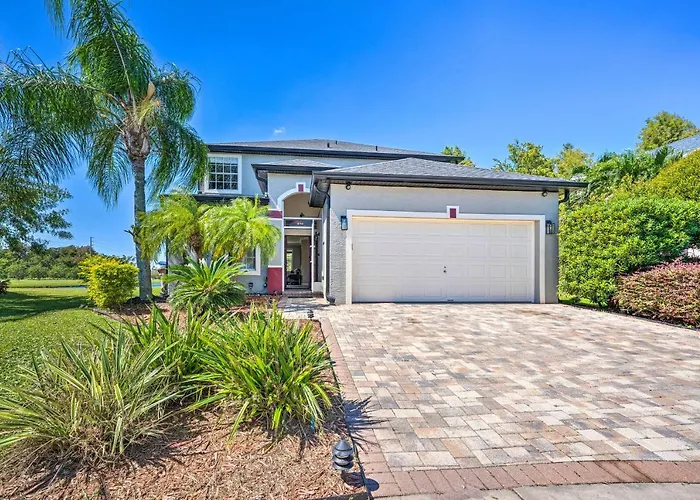 Magnificent Kissimmee Home With Water Views!
