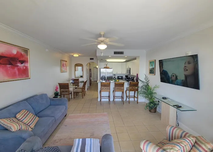 Lakeview Condo Hotel Near Disney
