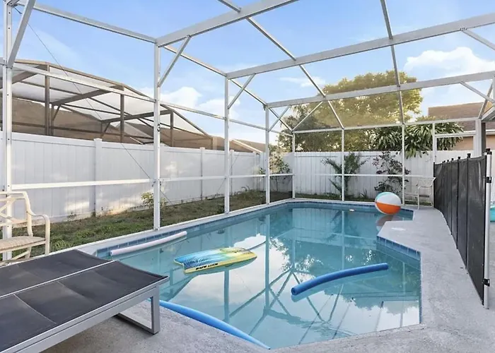 Renovated Entire Close 2 Disney