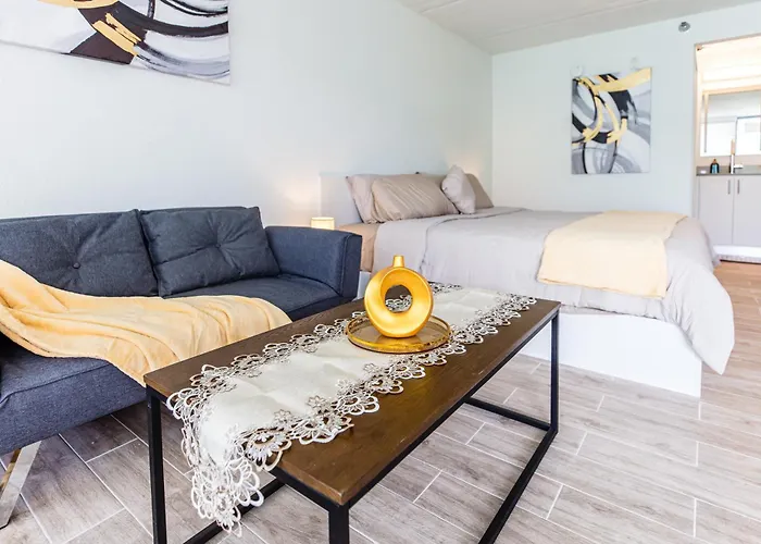 Beautiful Rose 1-Bedroom 8Mins From Disney Wpool & Gym