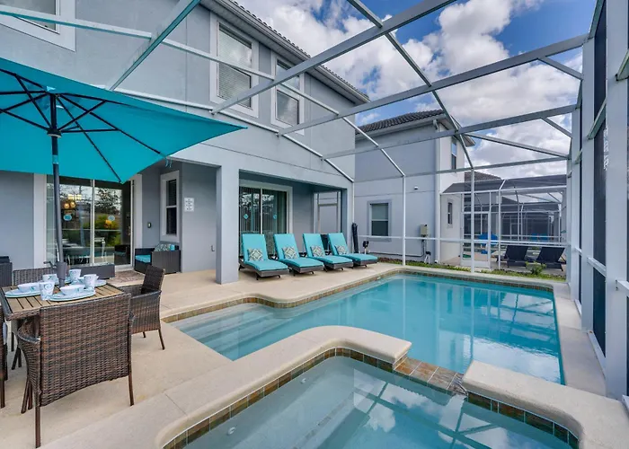 Chic Villa Near Disney With Resort Amenities!