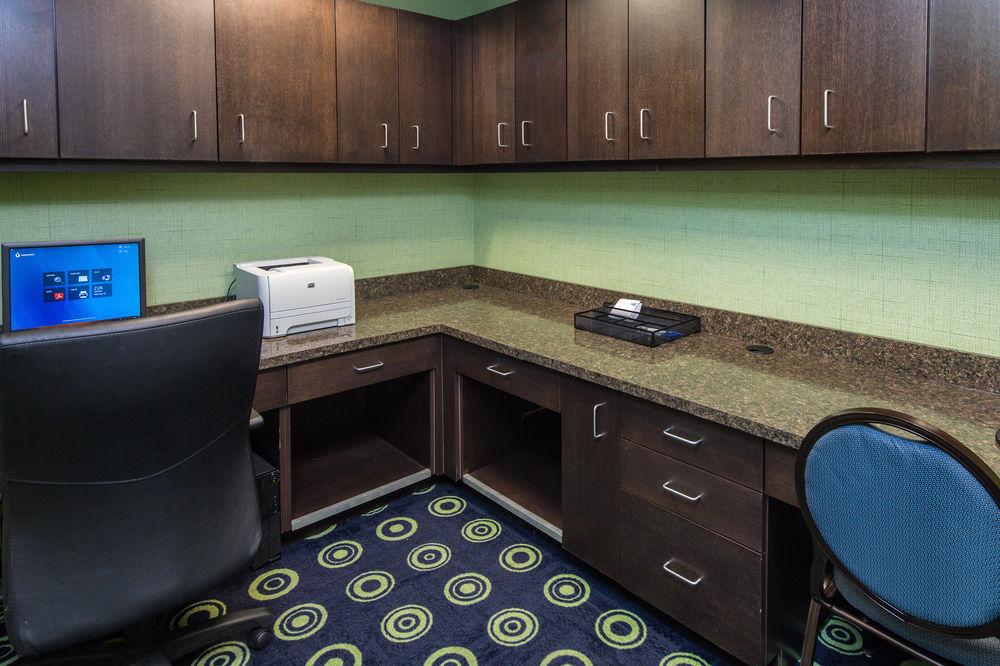 Holiday Express & Orlando - Apopka By Ihg 3* Forest City