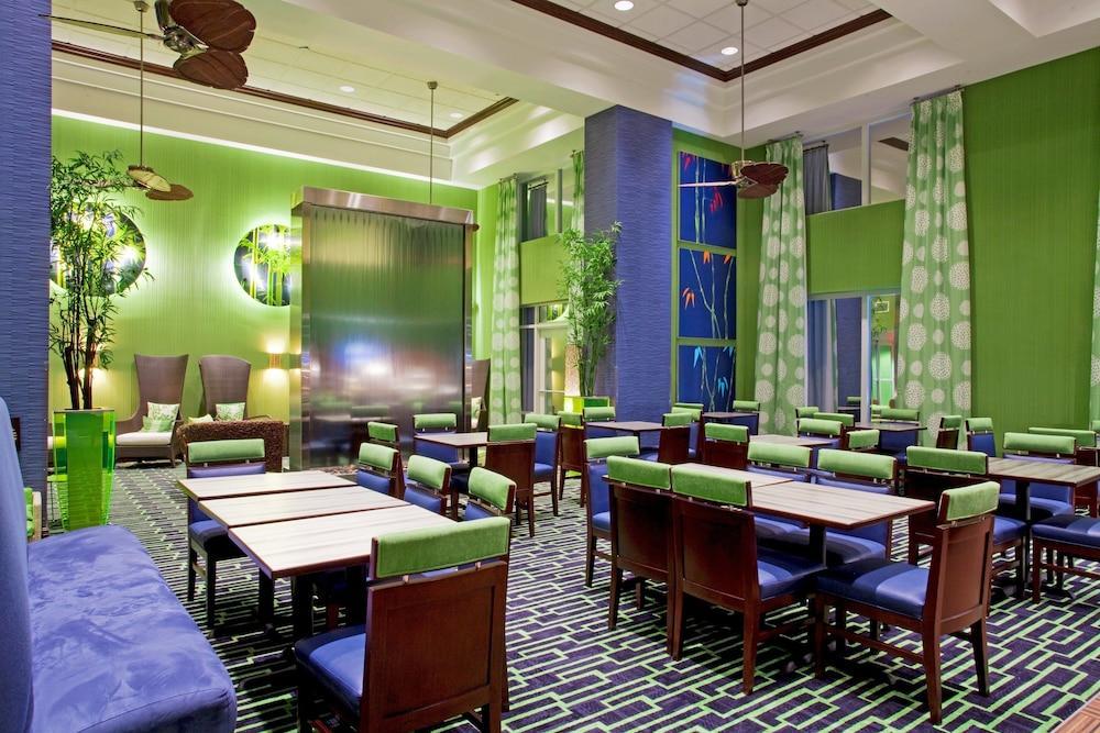 Hotel Holiday Express & Orlando - Apopka By Ihg 3*