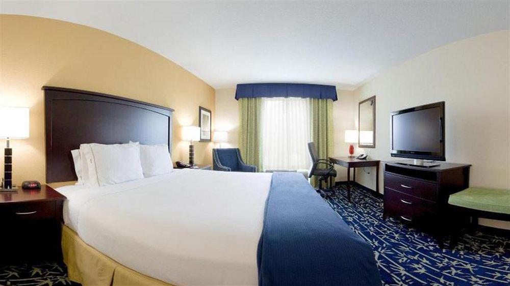Holiday Express & Orlando - Apopka By Ihg Hotel 3*