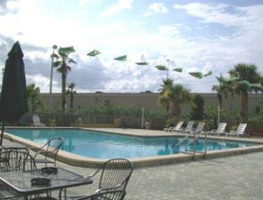 Lakeland Hotel