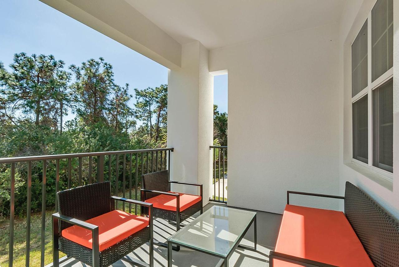 At Universal Boulevard Holiday home