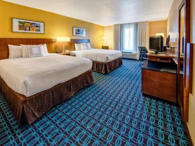 Fairfield And By Marriott Near Universal 3*