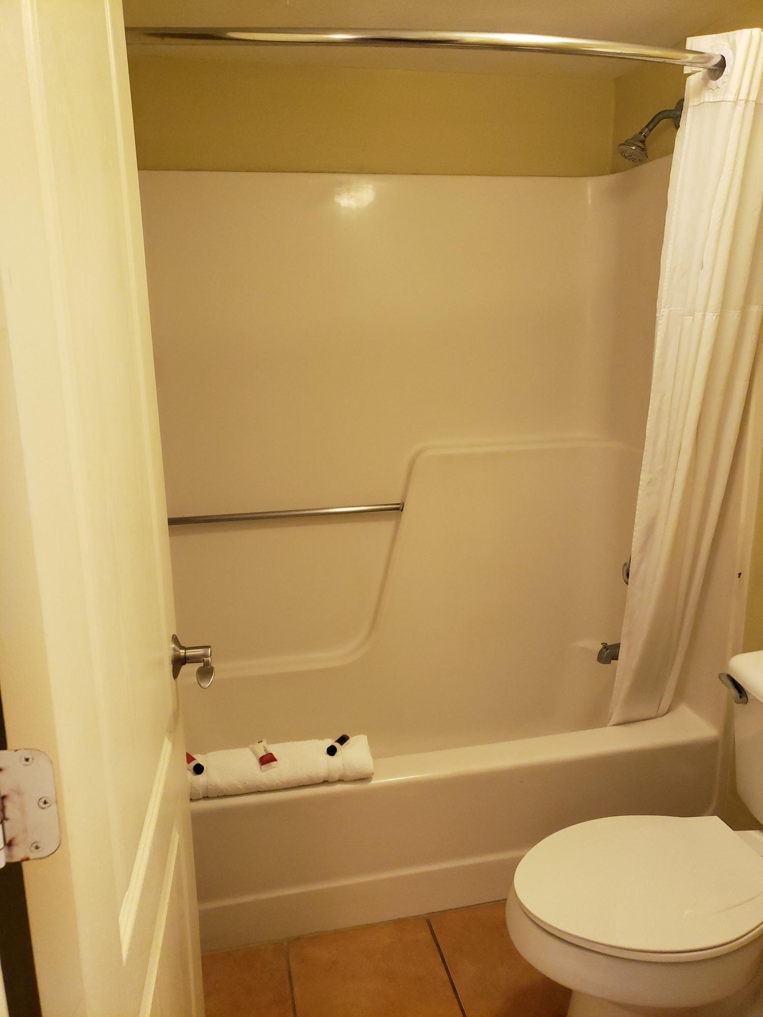 Days By Wyndham West Hotel 2*
