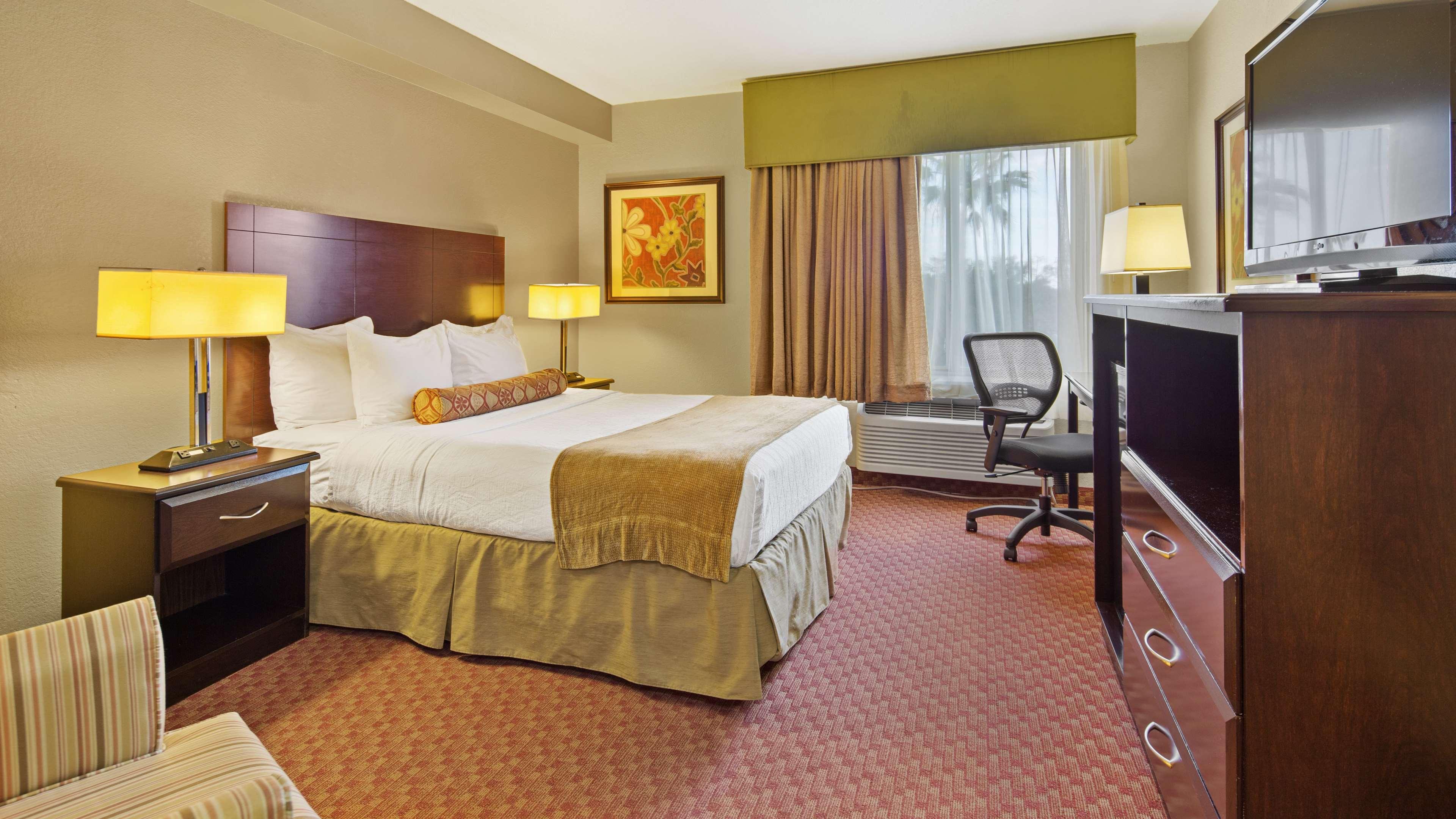 Hotel Spark By Hilton Orlando Near Seaworld 3*